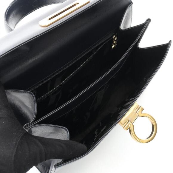 SALVATORE FERRAGAMO Black Leather Bag - Picture 3 of 11